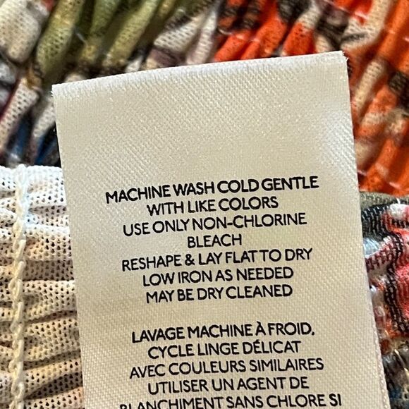 Anthropologie Aurelia Smocked Top Size Large - Picture 11 of 15